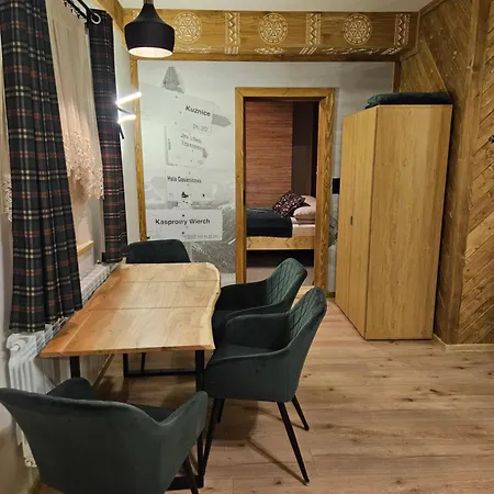 Skupniowy Uplaz Lägenhetshotell Murzasichle